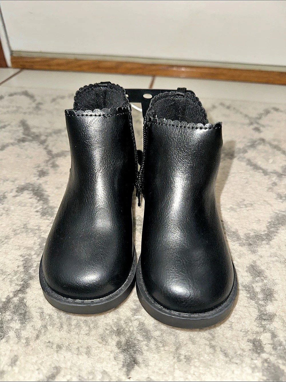 Old Navy Chelsea Boots Black Girls US 7 NWT